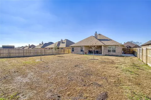 3051 Embers Loop, Bryan, TX 77808 photo 6