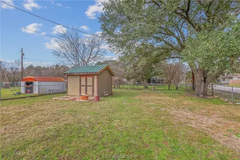 310 June St, Bryan, TX 77802 photo 22