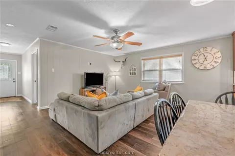 310 June St, Bryan, TX 77802 photo 6