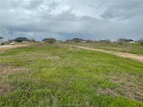 7835 Stiteler Dr, Bryan, TX 77808 photo 1