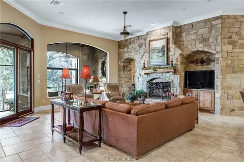 4311 Willowick Dr, Bryan, TX 77802 photo 10