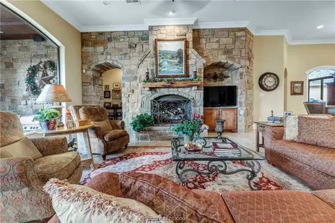 4311 Willowick Dr, Bryan, TX 77802 photo 11