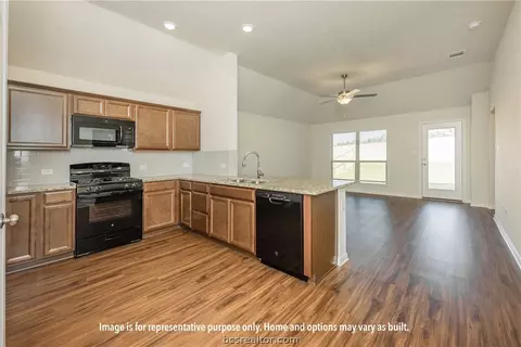 1958 Chief St, Bryan, TX 77807 photo 2