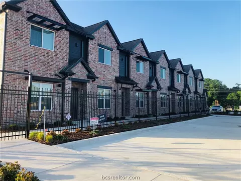 1451 N Associate Street 604, College Station, TX 77845