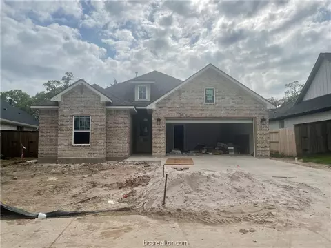 1642 Briscoe Manor Ct, College Station, TX 77845