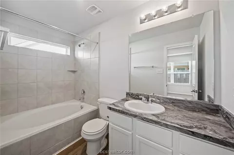 982 Harper Ln, Bryan, TX 77803 photo 11