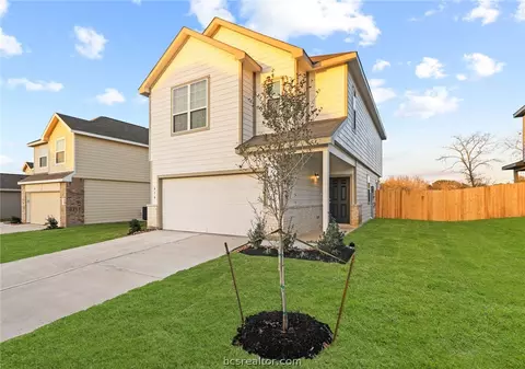 979 Harper Ln, Bryan, TX 77803 photo 2
