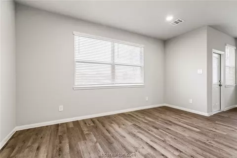 979 Harper Ln, Bryan, TX 77803 photo 14