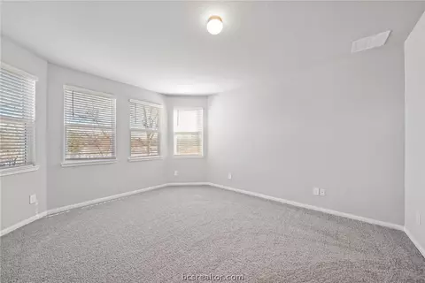 983 Harper Ln, Bryan, TX 77803 photo 10