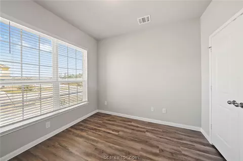 4737 Milagro Loop, Bryan, TX 77807 photo 3