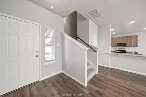 4747 Milagro Loop, Bryan, TX 77807 photo 4