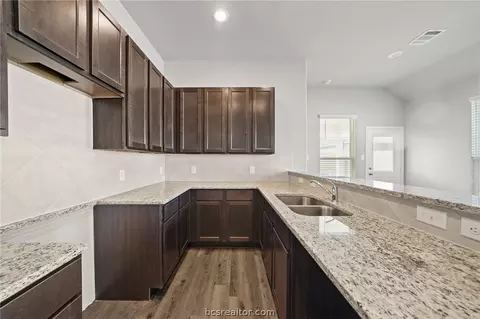 4739 Milagro Loop, Bryan, TX 77807 photo 9