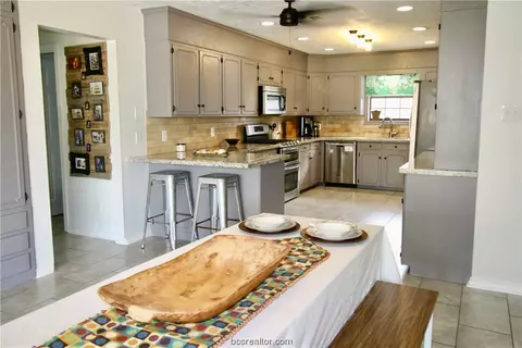 3608 Brockhampton Dr, Bryan, TX 77802 photo 10
