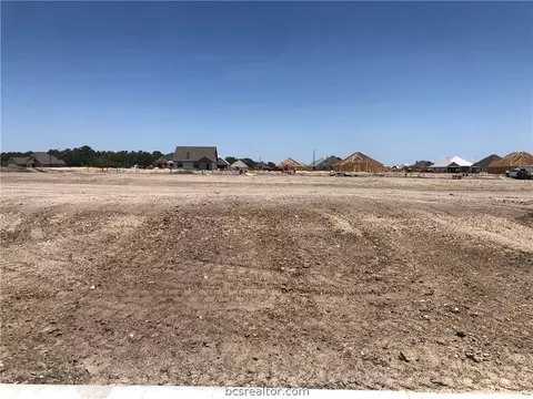 2817 Bombay Ct, Bryan, TX 77808