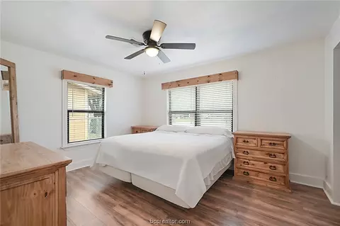 2001 Orman St, Bryan, TX 77801 photo 9