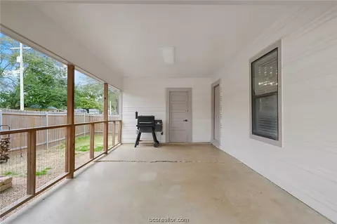 2001 Orman St, Bryan, TX 77801 photo 12