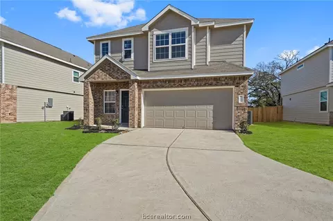 989 Harper Ln, Bryan, TX 77803