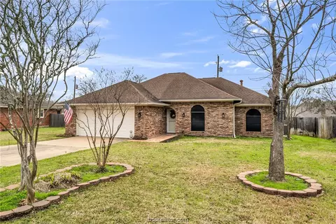 5611 Middlebury Dr, Bryan, TX 77802 photo 1