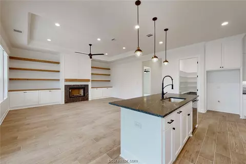 4111 Hennepin Ct, Bryan, TX 77802 photo 9