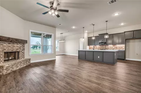 10332 Bourbon, Bryan, TX 77808 photo 7