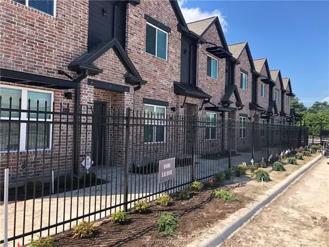 1451 N Associate Street 607, College Station, TX 77845