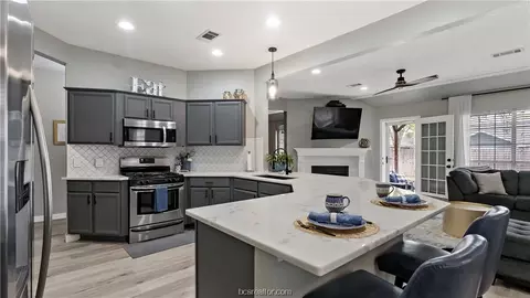 4308 Brompton Ln, Bryan, TX 77802 photo 7