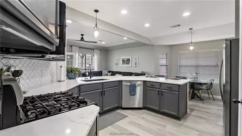 4308 Brompton Ln, Bryan, TX 77802 photo 6