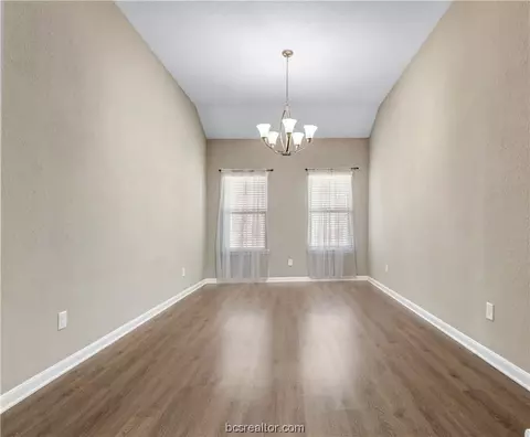 2008 Markley Dr, Bryan, TX 77807 photo 14