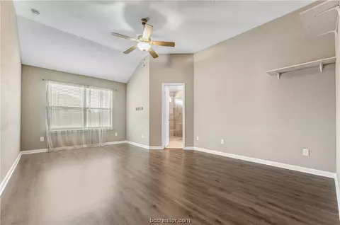 2008 Markley Dr, Bryan, TX 77807 photo 11