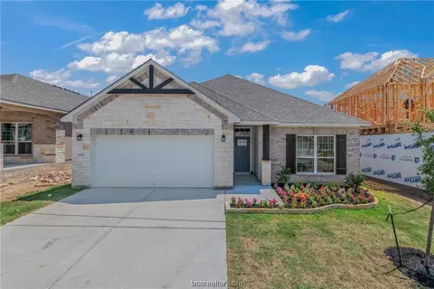 6225 Talladega Dr, College Station, TX 77845