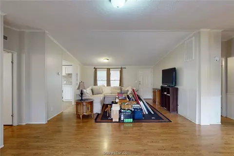 4122 Cypress Rd, Bryan, TX 77807 photo 4