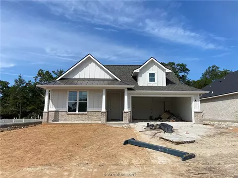 1616 Briscoe Manor Ct, College Station, TX 77845