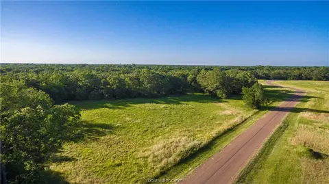 4012 Hollow Ct, College Station, TX 77845