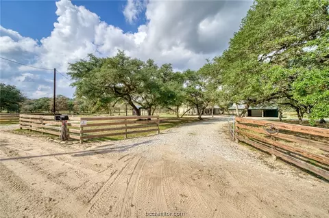 720 County Road 152, Hallettsville, TX 77964