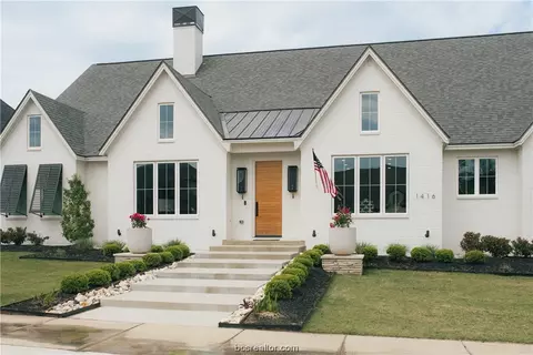 1416 Royal Adelade Dr, College Station, TX 77845