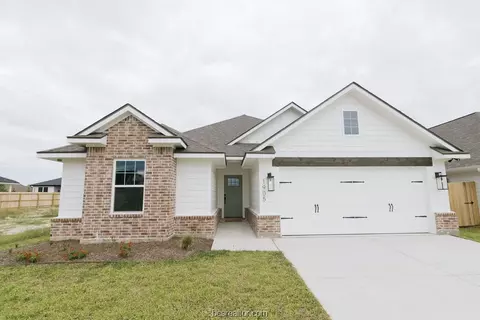 1905 Pinemont View Dr, Bryan, TX 77807