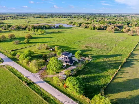 6859 Broach Rd, Bryan, TX 77808 photo 29