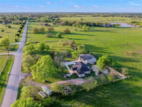 6859 Broach Rd, Bryan, TX 77808 photo 37