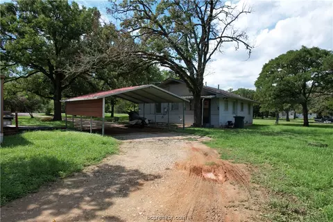 2402 Stevens Dr, Bryan, TX 77803 photo 6