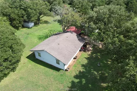 2402 Stevens Dr, Bryan, TX 77803 photo 3