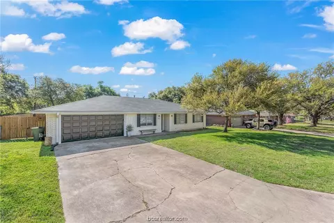 405 Leslie Dr, Bryan, TX 77802 photo 1
