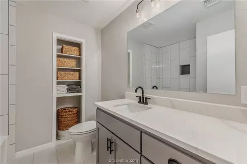 405 Leslie Dr, Bryan, TX 77802 photo 13
