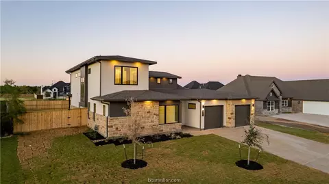 4903 Crystal Ridge Ct, College Station, TX 77845