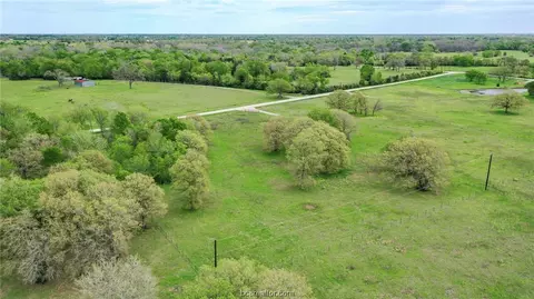 6877 Harbert Rd, Bryan, TX 77808 photo 10