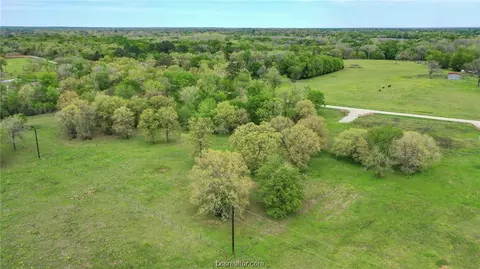6877 Harbert Rd, Bryan, TX 77808 photo 11