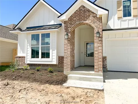 3177 Brady Ct, Bryan, TX 77808 photo 2