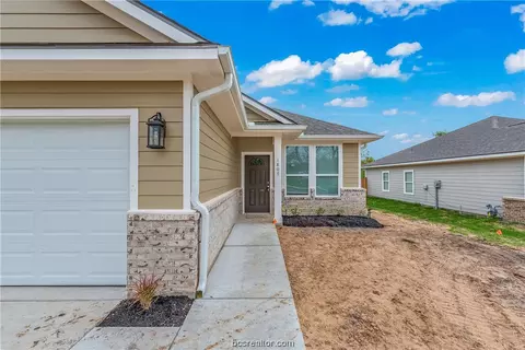 1807 Beason St, Bryan, TX 77801 photo 1