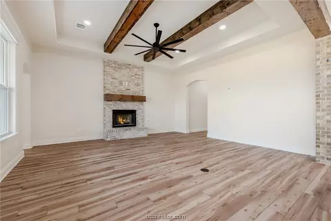 3002 Teller Dr, Bryan, TX 77808 photo 3