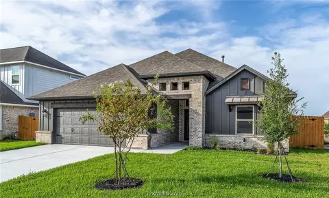 3012 Teller Dr, Bryan, TX 77808