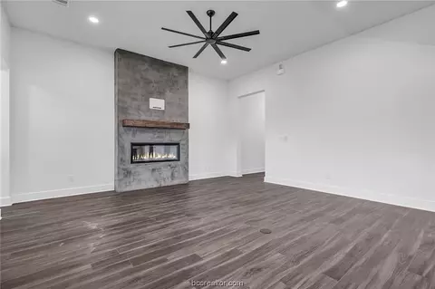 3012 Teller Dr, Bryan, TX 77808 photo 4